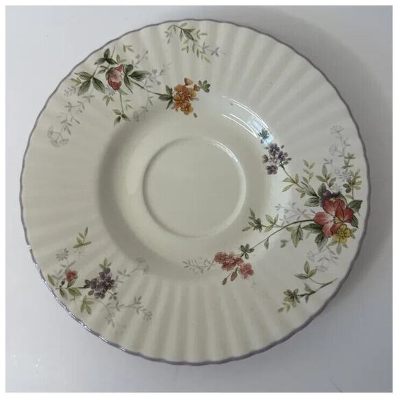 MIKASA Park Lane, Saucer set of 3, Classic Elegance Multicolor Flowers Discon't - Picture 4 of 13